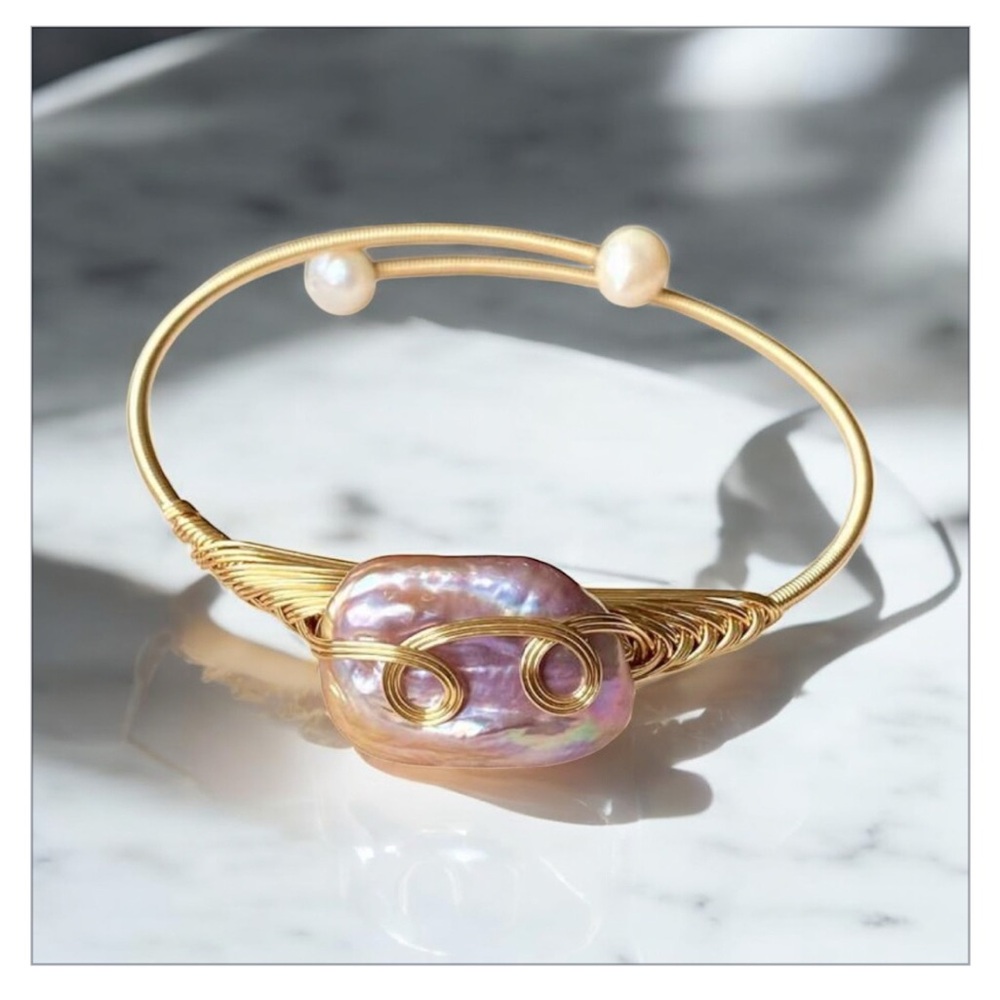 🌊Fresh Water Baroque Pearl Bracelet - Picture 4 of 5